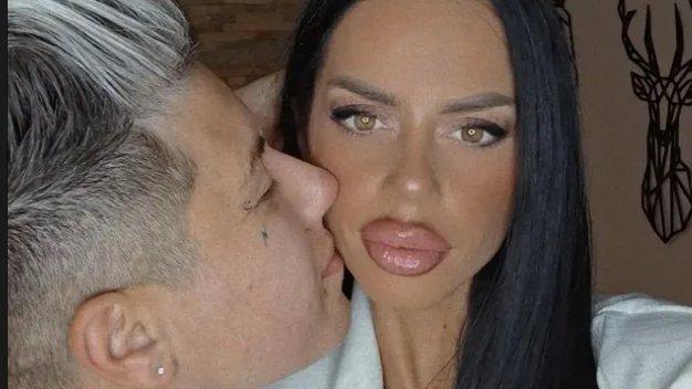 U njihovu ljubav su svi sumnjali, a one nikad srećnije: Pogledajte kako Dragana i Matora uživaju na moru! Skinule se u kupaće kostime, sve puca od zaljubljenosti (FOTO)