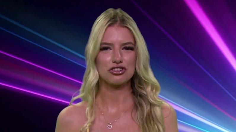 Sara Šajić je nova takmičarka Elite 9: Ima dečka koji se ne računa, a sviđa joj se Filip Đukić! (VIDEO)