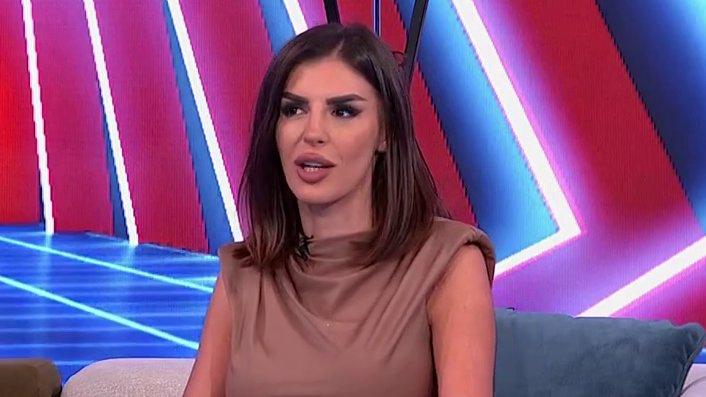 ZVANIČNO ŽIVIMO ZAJEDNO: Ena i Peja otpočeli novo poglavlje u ljubavnom životu! Evo kako se Jovan slaže sa njenim sinom: JEDINI PROBLEM JESTE... (VIDEO)