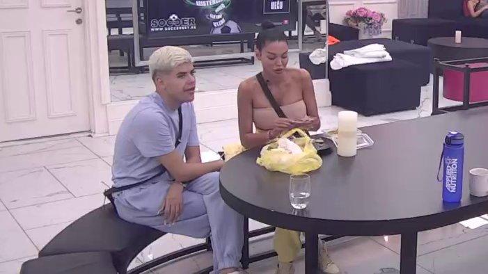 Šok: Maja iskoristila sliku i javno ismejala Situ, nećete verovati zbog čega! (VIDEO)