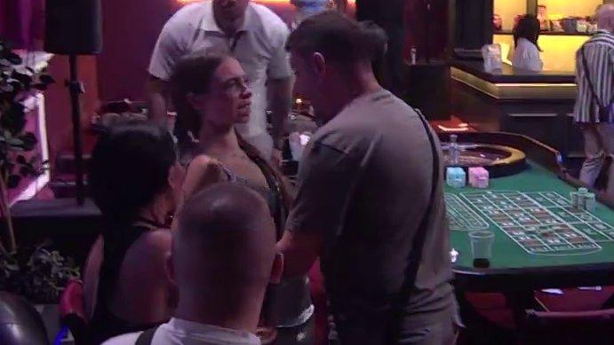 Hoćeš da te j*be večeras? Ivanu prekipelo zbog Sare i Anđela, spreman da napravi karambol! (VIDEO)