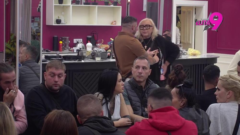 ZASEVAO POPUT GROMA: Nakon što je Zorica iskazala šokiranost zbog Asminovog i Anelinog ponašanja, Durdžić digao glas, pa otkrio zbog čega s bivšom ratuje već GODINAMA! (VIDEO)