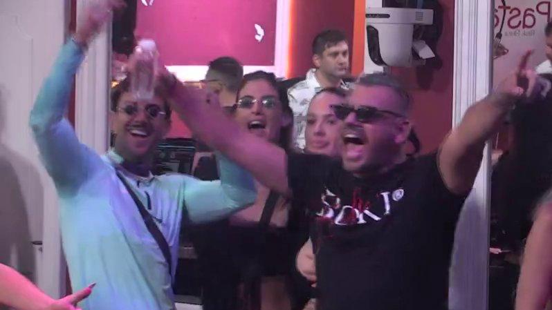 Svi na after kod Bore Santane: Okupio ludu ekipu, goreće do zore! (VIDEO)