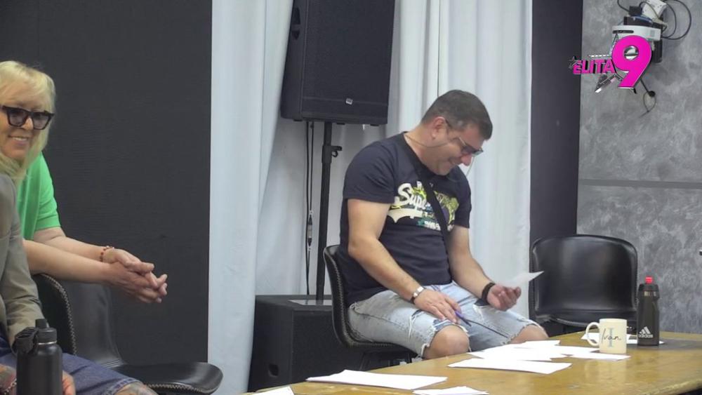 PROFESOR MARINKOVIĆ DAO SVOJ SUD: Muratu progledao kroz prste zbog resavske škole, pa Sari poručio da mora na DOPUNSKE ČASOVE! (VIDEO)