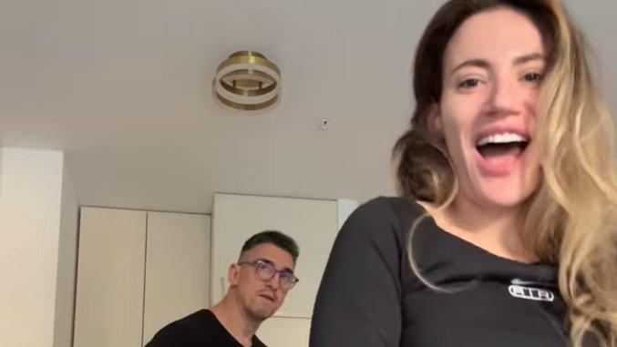 POMIRILI SE KRISTIJAN I KRISTINA! Objavili zajednički snimak iz porodičnog doma: Spalevićeva igra, dok Golubović PEGLA (FOTO)