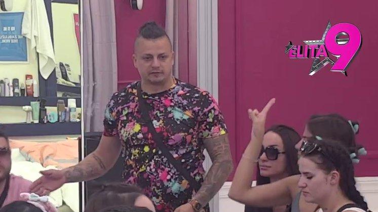 ŠIROKE RUKE: Asmin rešio da NAGRADI pojedine cimere! Njima se sreća osmehnula! (VIDEO)