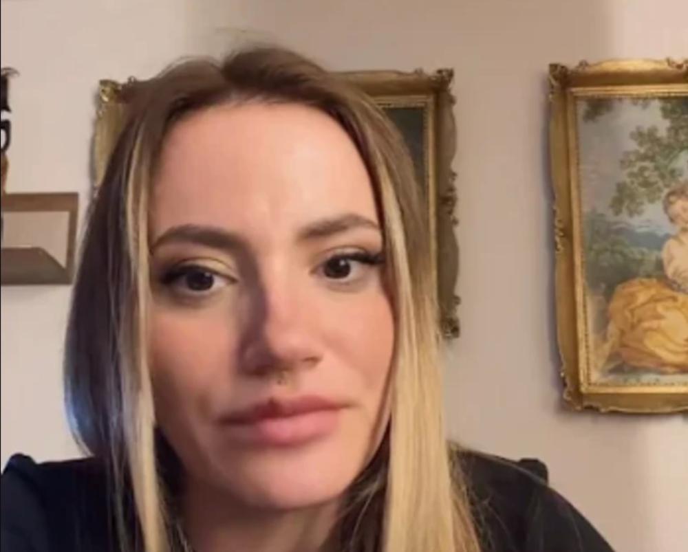 "Neću da se pravdam za nešto za šta nisam kriva!" Kristina se oglasila uživo prenosom, KRISTIJAN ODMAH ODREAGOVAO: "Opet zove, preti, UPORAN JE!" (VIDEO)