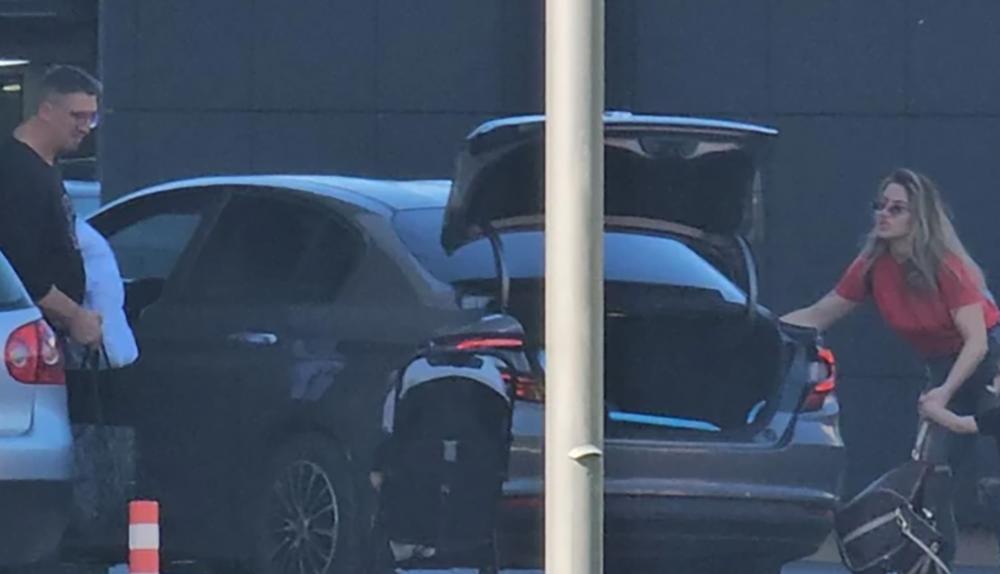 Paparaco: Kristijan i Kristina UHVAĆENI ZAJEDNO nakon pomirenja, obavljaju roditeljske dužnosti kao da se nikada ništa nije desilo! (VIDEO)