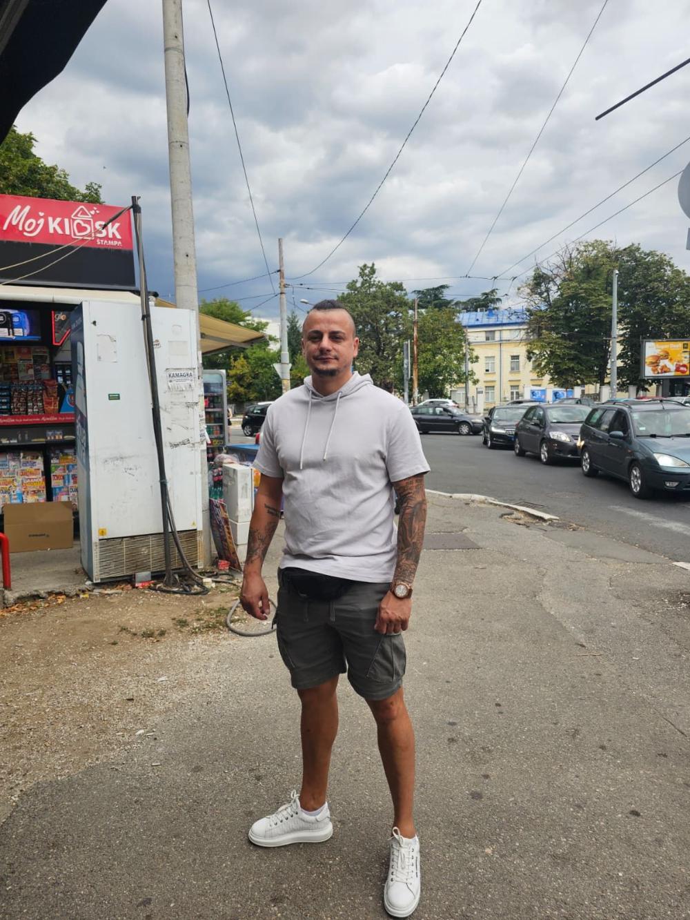 "Operisan je, ne može da spava od bolova!" Terza plače kao kiša