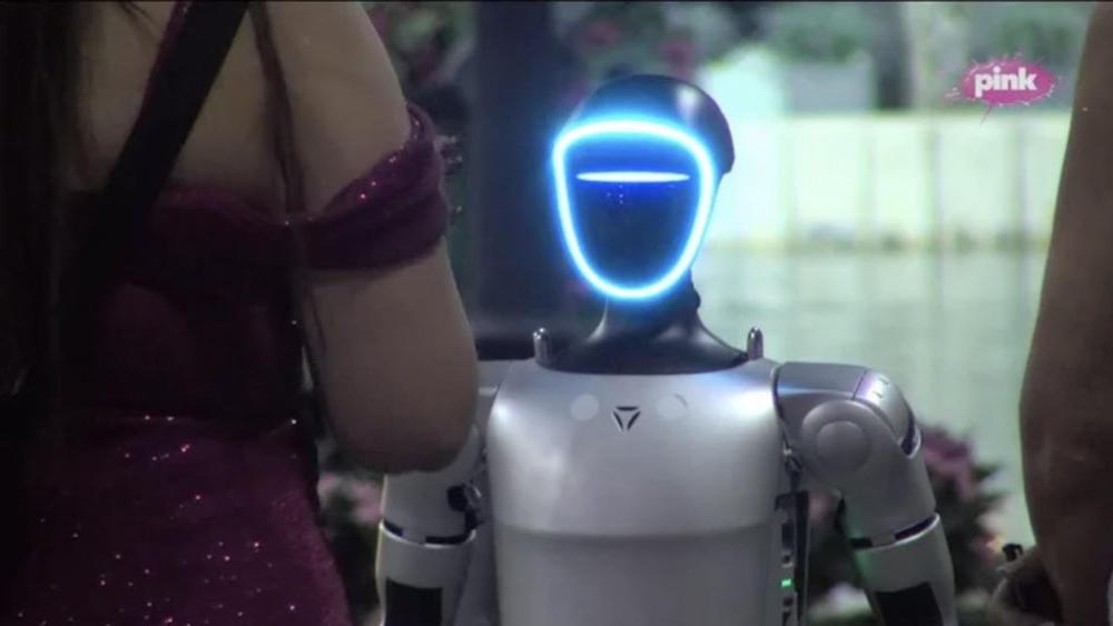 LJUBOMORA PRŠTIII: Miksi se naljutila na Tošu 😡🤖