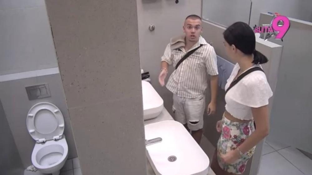 Dok se Terza POLOMI da je OSVOJI 😍 Mina BUDI  Asmina na TRAČ PARTIJU 🤣