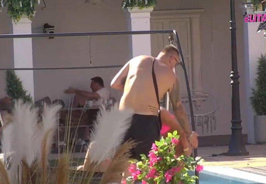 ISPIPAO JOJ SVAKI DEO TELA! Maja i Janjuš sve prisniji, pitanje je trenutka kada će strasti eksplodirati!
