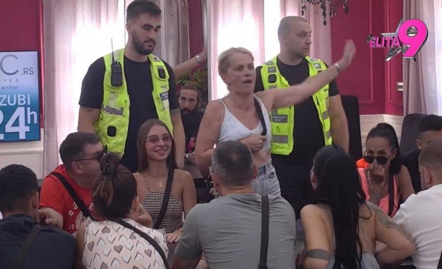 ŽESTOK KARAMBOL NA IMANJU! Obezbeđenje reagovalo zbog advokatice, Bebica je doveo do LUDILA, spomenuo joj i dete! (VIDEO)