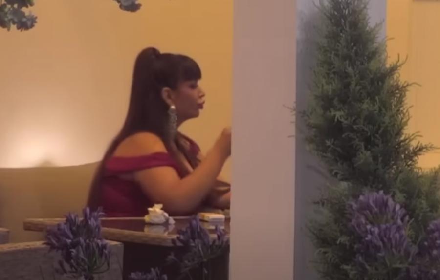 MILJANA KULIĆ JE S NJIM PROVELA PRVU NOĆ U "ELITI 9": Osamili se u DVORIŠTU, pa ga IZMAZALA po licu - kamera je NAHVATALA U ŠTEKU! (FOTO, VIDEO)
