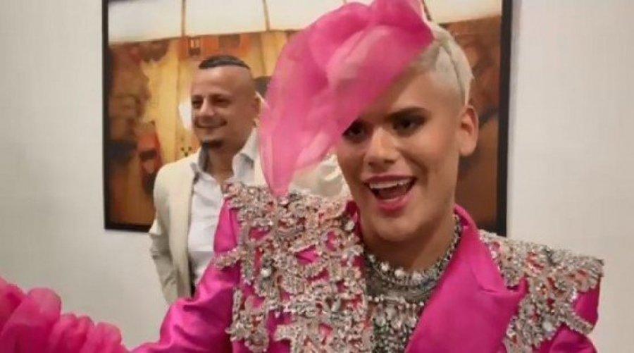 UROŠ NAJAVIO DA ĆE BITI INTIMAN SA MUŠKARCIMA! Terza vaćario Stanića za zadnjica, usledio šou! (VIDEO)