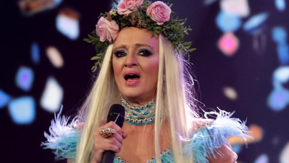 Bebi Dol uhvaćena kako peva na ulici u Knez Mihailovoj - prolaznici u šoku (VIDEO)