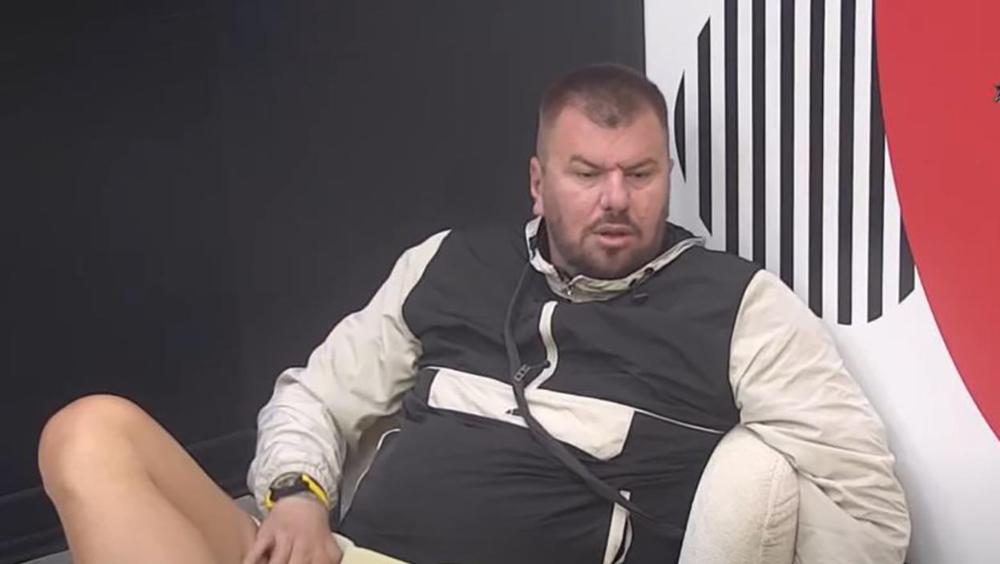 "Pre bih dozvolio da me Murat j*be nego da s njom budem u vezi" Janjuš priznao da je Maja njegova prošlost - priznao da se zaljubio u drugu