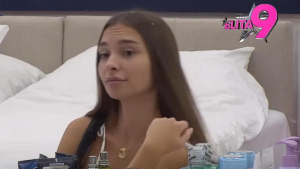 Majka Sare Stojanović U LOŠEM STANJU: Saznala da joj je kćerka sa 20 godina starijim Marinkovićem - Preplakala sam