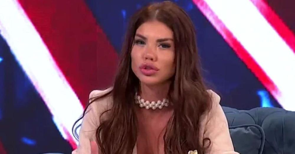 Potrošila više od 150.000 evra, samo na licu imala više od 10 operacija: Bivša pevačica otišla na novu
