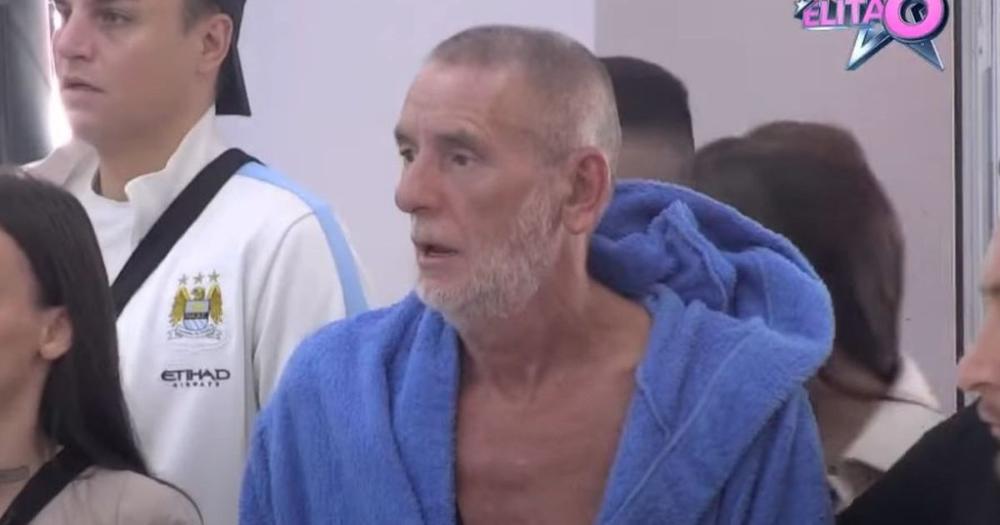 Lepi Mića odveo voditeljku u hotel, mlađa je od njega čak četiri decenije: Već je počeo haos u Eliti
