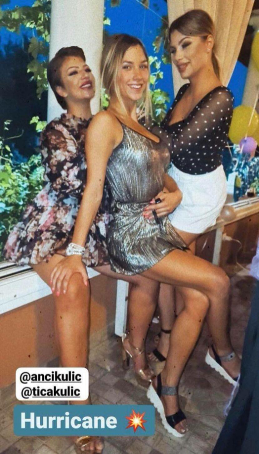 Zaprošena najmlađa sestra Kulić?! Ana krije svog muškarca, sada pokazala prsten i veoma neobičnu veridbu