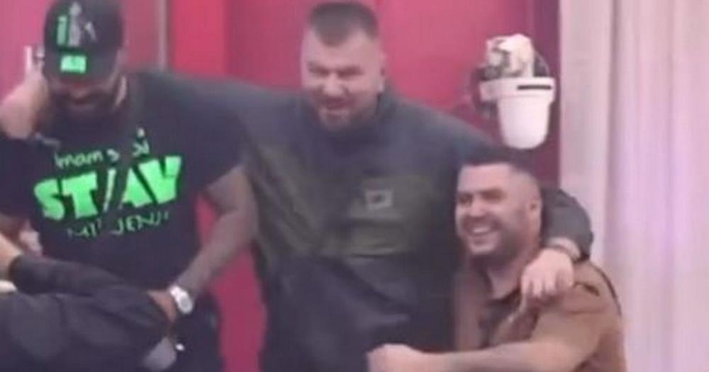 Zbog ove slike Aneli neće biti dobro! Janjuš pozvao Asmina i Luku da se slikaju, mreže gore: "Pate za njom"