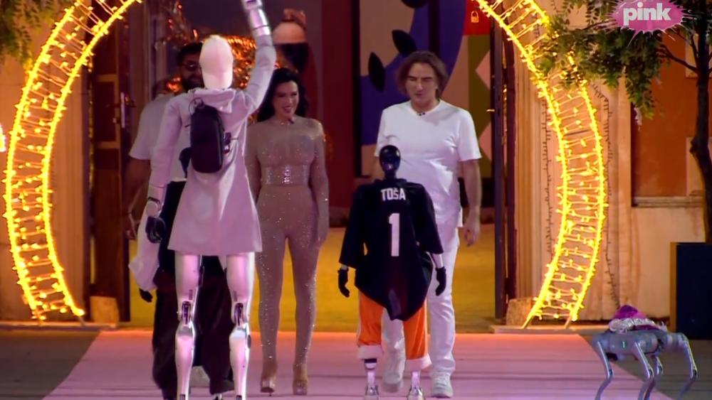 Mitrović i Stanija predstavili robote u Eliti 10: Urgiraću da dobiješ državljanstvo