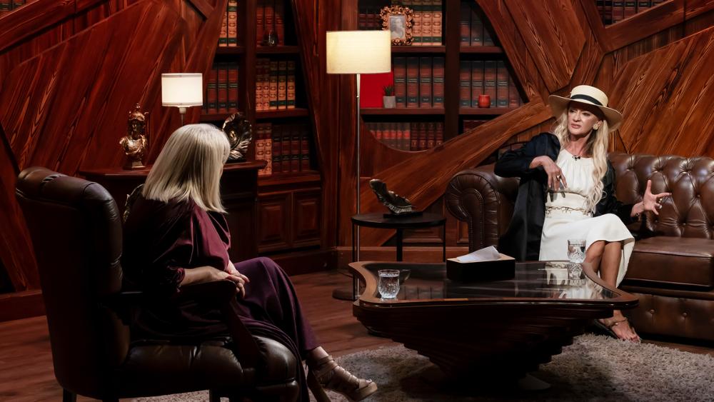 "Na terapiji sa Slavicom Đukić Dejanović" večeras u 22h na Blic TV, gošća Bebi Dol