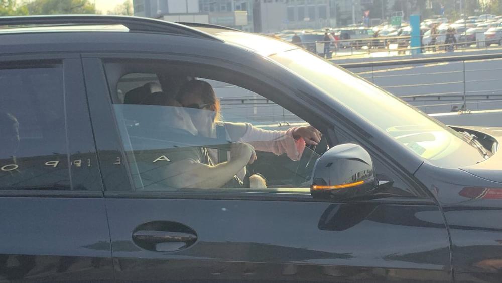 Pevač prevario ženu pred milionima, na njene oči imao odnose sa ljubavnicom