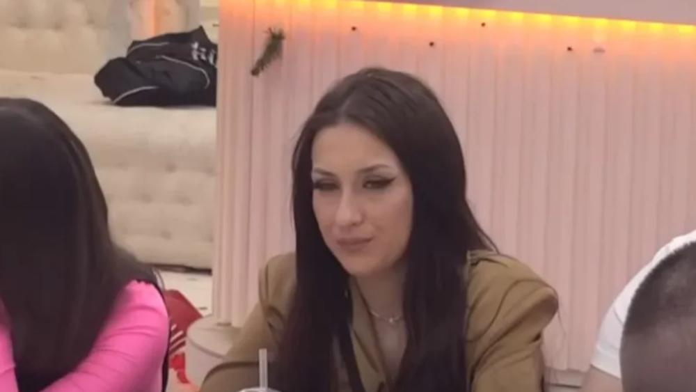 Snajka naše pevačice je najbolja drugarica uhapšenog muža Stefani Grujić