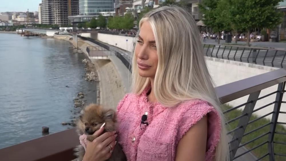 Ispovest poznate Srpkinje o hraniteljskoj porodici: "Jela sam sa poda"