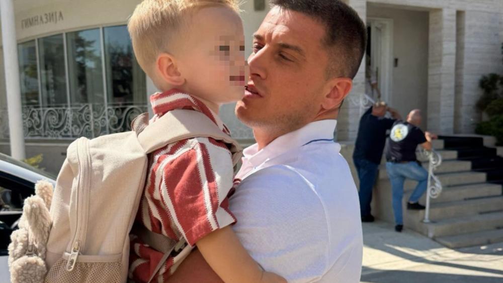 Sin Davida Dragojevića skockan od glave do pete: Moj prvi dan u vrtiću