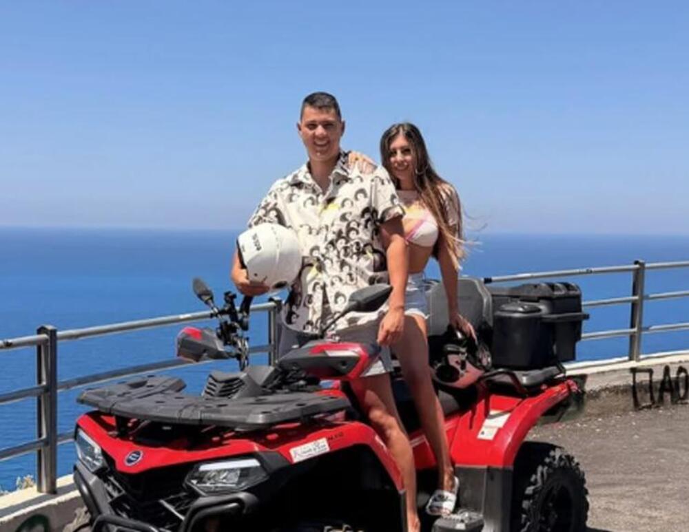 JOVAN PEJIĆ VERIO ENU ČOLIĆ NA BALIJU! Dijamantski prsten dobila za rođendan, mama Zlata UČESTOVALA U ODABIRU