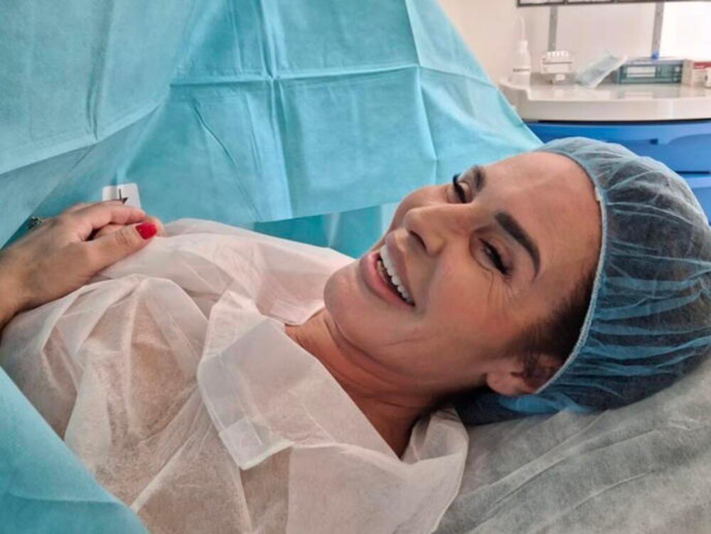 "MAJKA TI SE MUMIFICIRALA": Pljušte brutalne UVREDE između Kačavende i ovog čoveka, ona skroz PODIVLJALA