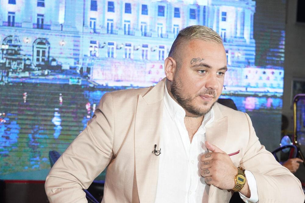 FILIP CAR SE OGLASIO TIK PRED POČETAK ELITE! Evo s kakvom LEPOTICOM je u društvu (FOTO)
