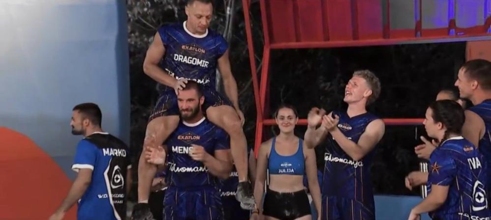 "Lakića kuliramo kao hladnu supu" Plavi tim proslavljao pobede uz pesmu, pa pecnuli i kapitena Crvenih: "Điha điha" (VIDEO)