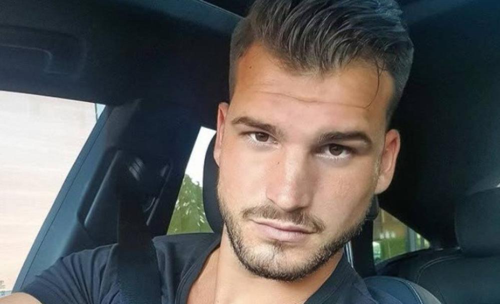 Posle samo dva dana: Marko Osmakčić raskinuo veridbu, a sada paniči - Evo šta je uradila nakon kraha!