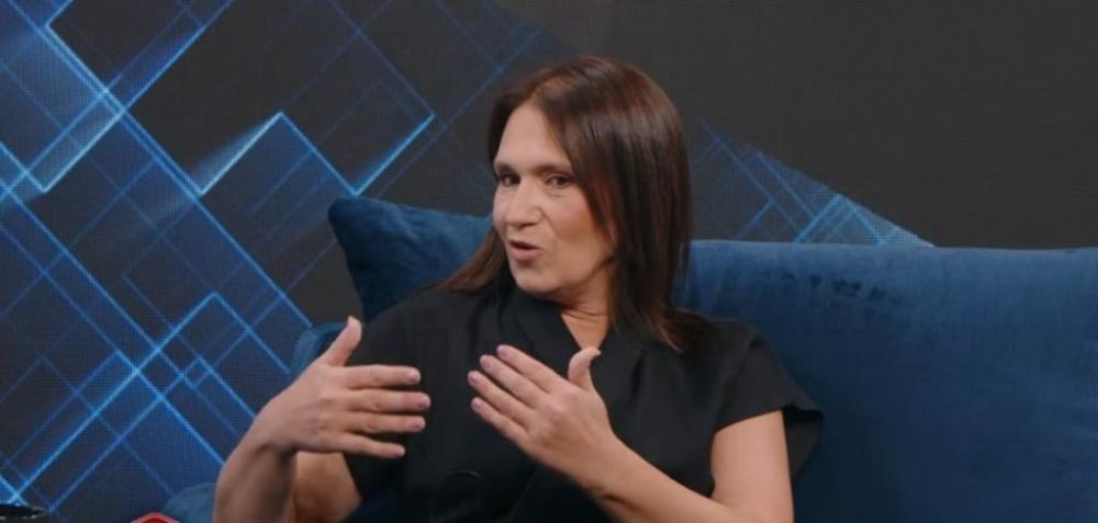 "Lakić je neprofesionalni igrač" Radina majka oštro osudila kapitena Crvenog tima: "On je..." (VIDEO)