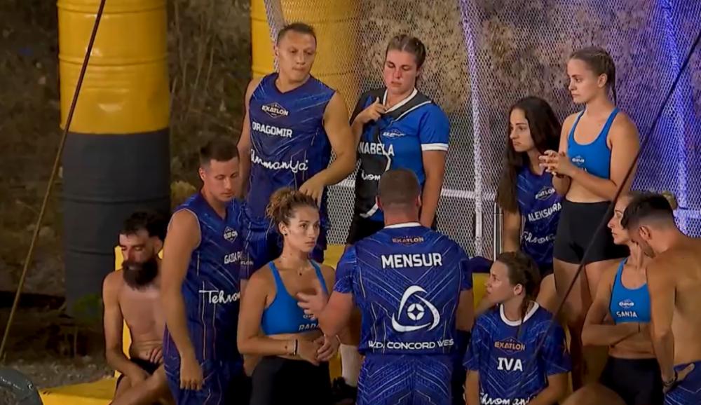 Neko u timu navija za protivnike!? Plavi pucaju po šavovima: Prso sam, ne možeš da navijaš za rivala (VIDEO)