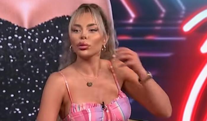 "DRUGARICE, LAŽLJIVICE" Sofija brutalno oplela po Sandri i Kačavendi: Ona je jedna  mutna voda... (VIDEO)