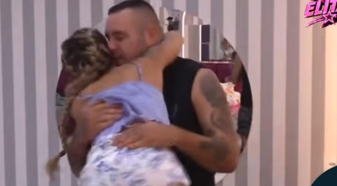 CAR I ANELI SE LJUBILI PA ZAVRŠILI U KREVETU! Filip Đukić će odlepiti kada bude video ove kadrove, kamera snimila svaki ZABRANJENI DETALJ