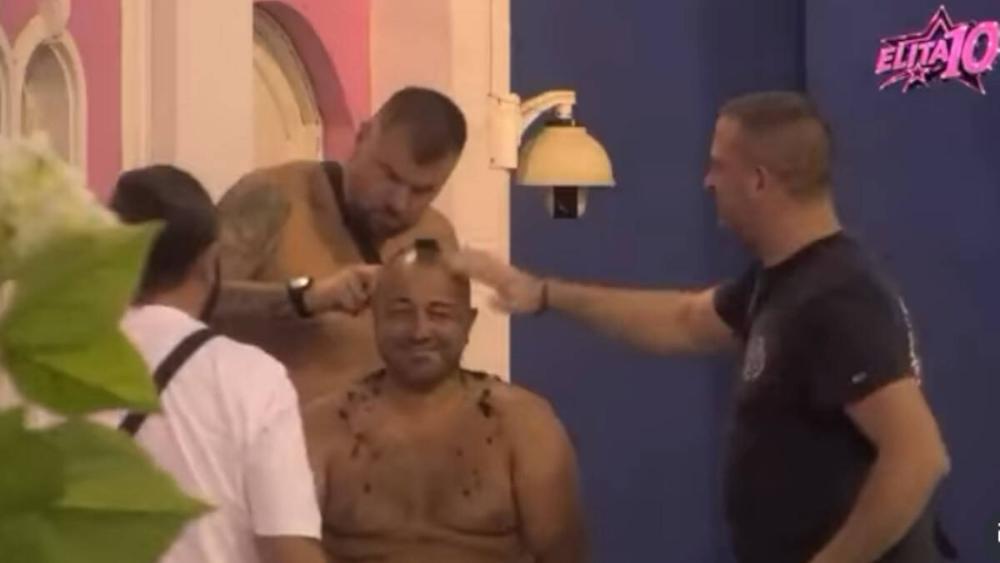 Urnebesna scena u Eliti: Janjuš ošišao Bureka, krenuo i na noge pa otkrio gde je primetio najviše dlaka (Video)