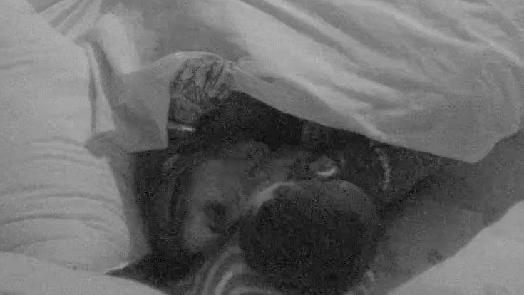 Ispunila se Anelina noćna mora! Đukić i Laura se ljube kao da sutra ne postoji, odzvanjaju zidovi (VIDEO)