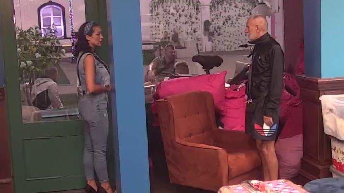 Ne da joj da poklekne! Mića pokušava da ubedi Lauru da joj je najbolje da ostane SAMA (VIDEO)