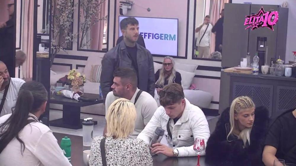 Ona je razlog, a ja sam kriv jer sam to dopustio: Đukić priznao da je Aneli u potpunosti srozala njegovo samopouzdanje! (VIDEO)
