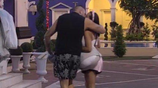 FILIP NE ZNA NA KOJU ĆE STRANU PRE! Pao poljubac Cara i Laure, a onda i važan dogovor! (VIDEO)