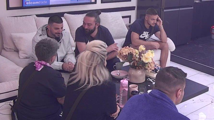 Ne voli nikog sem rijalitija i novca: Matora razvezala jezik, Aneli unakazila za sve pare! (VIDEO)