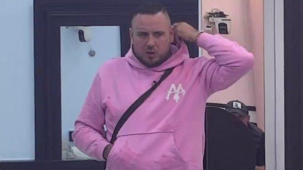Od danas je za mene Stefan Ahmić: Anđela pecnula Karića, Car progovorio o njegovom odnosu sa Đuričićevom (VIDEO)