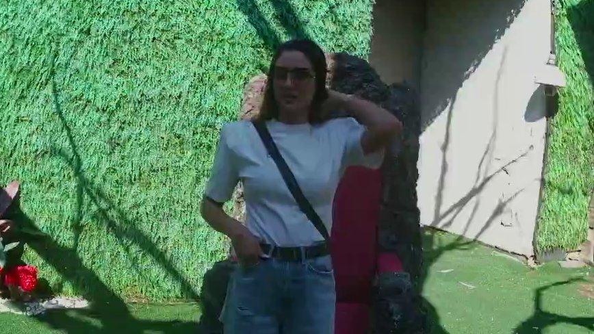 Čudno mi je da se tako brzo desilo: Anđela ipak sumnja u Carevo priznanje da mu se ona dopada!  (VIDEO)