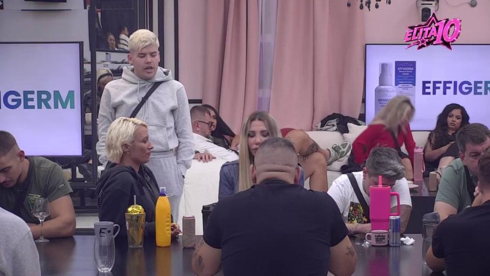 Ti si Đukićeva karma: Uroš Stanić bez ustezanja obelodanio šta zapravo misli o Aneli, pa Caru jednu stvar ozbiljno zamerio! (VIDEO)